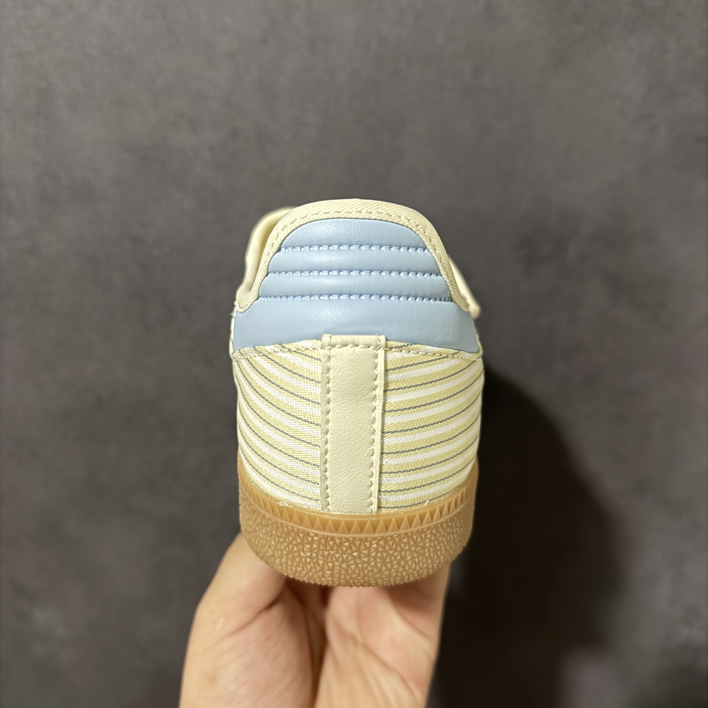 Adidas三叶草Barreda Mary Jane 玛丽珍鞋 货号: KH7833 尺码: 36 36.5 37.5 