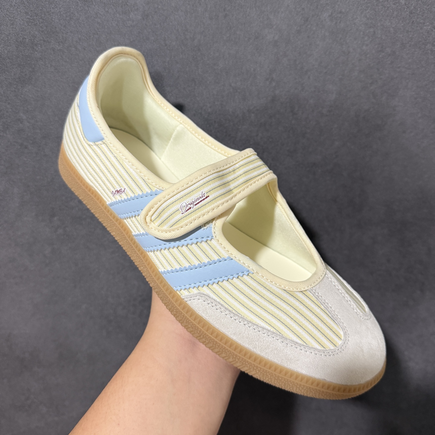 Adidas三叶草Barreda Mary Jane 玛丽珍鞋 货号: KH7833 尺码: 36 36.5 37.5 