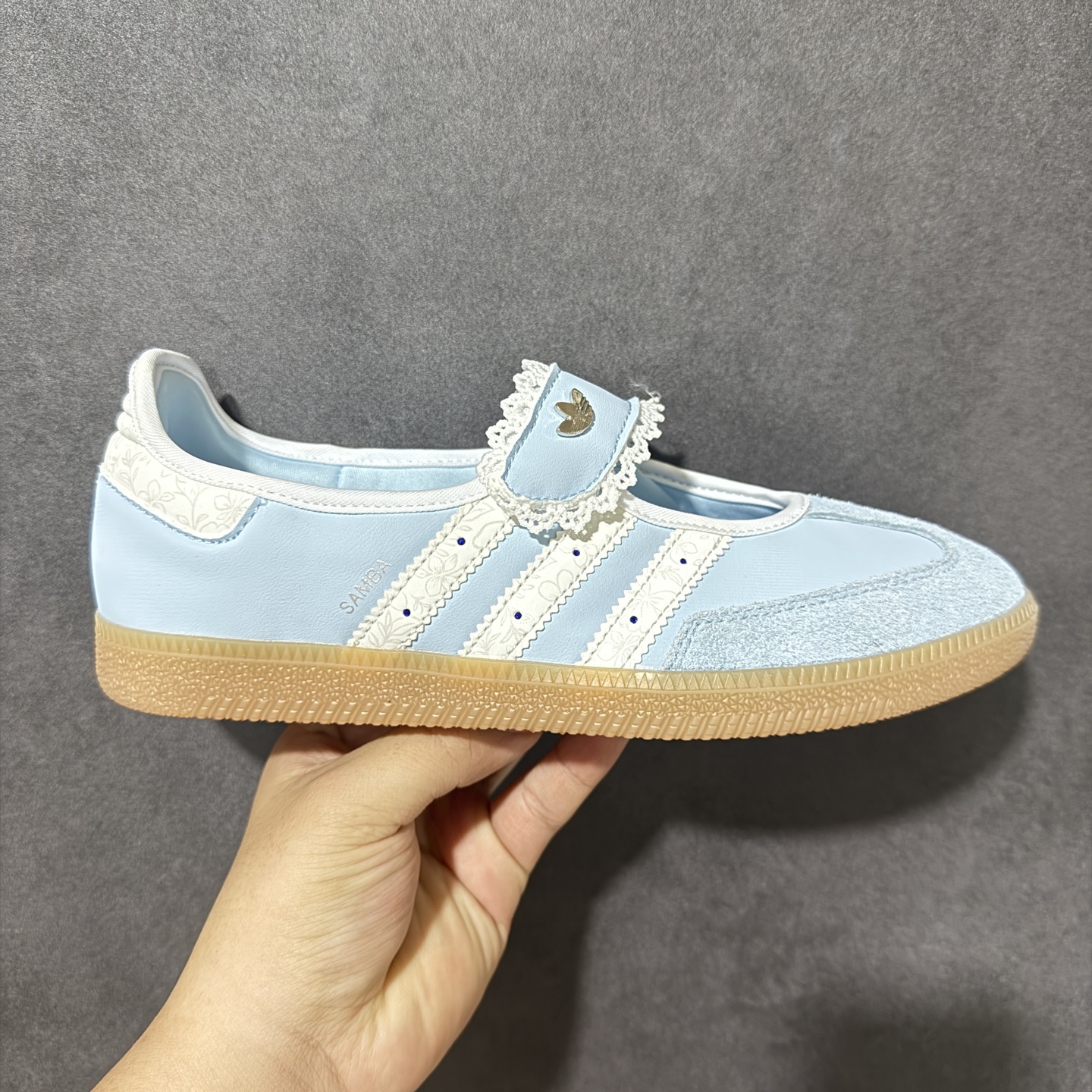 Adidas三叶草Barreda Mary Jane 玛丽珍鞋 货号: LA5345 尺码: 36 36.5 37.5 