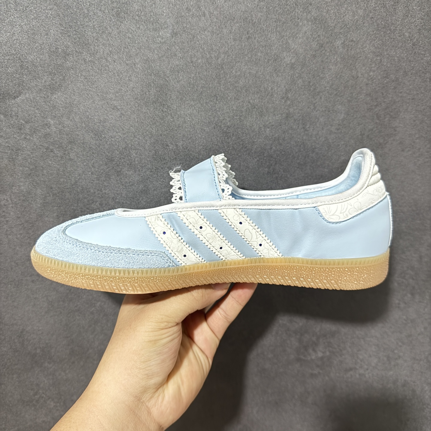 Adidas三叶草Barreda Mary Jane 玛丽珍鞋 货号: LA5345 尺码: 36 36.5 37.5 