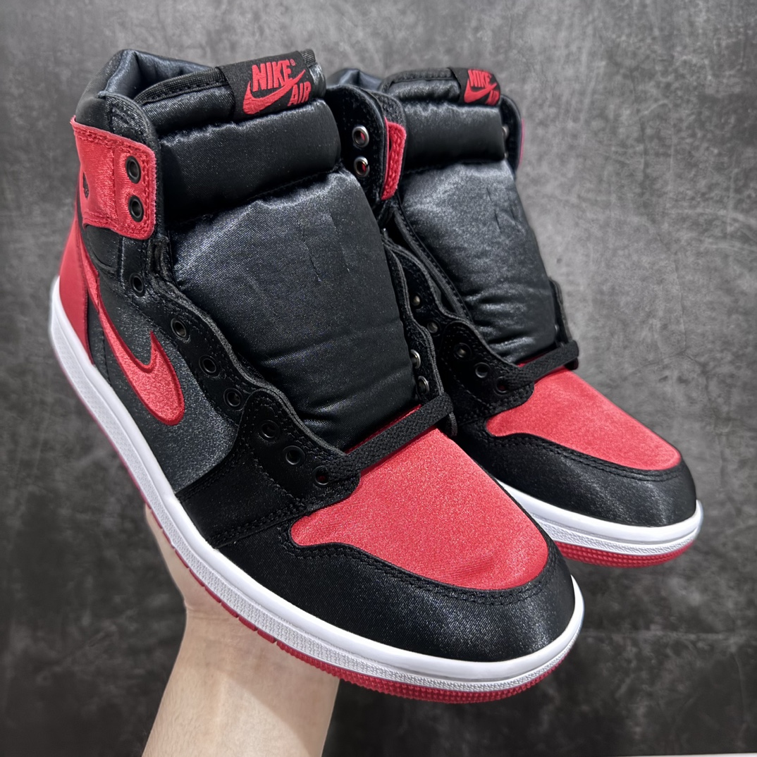 【新DT版】 Air Jordan 1 Retro High OG \