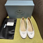 Prada Flat Shoes Genuine Leather Patent Sheepskin Spring/Summer Collection