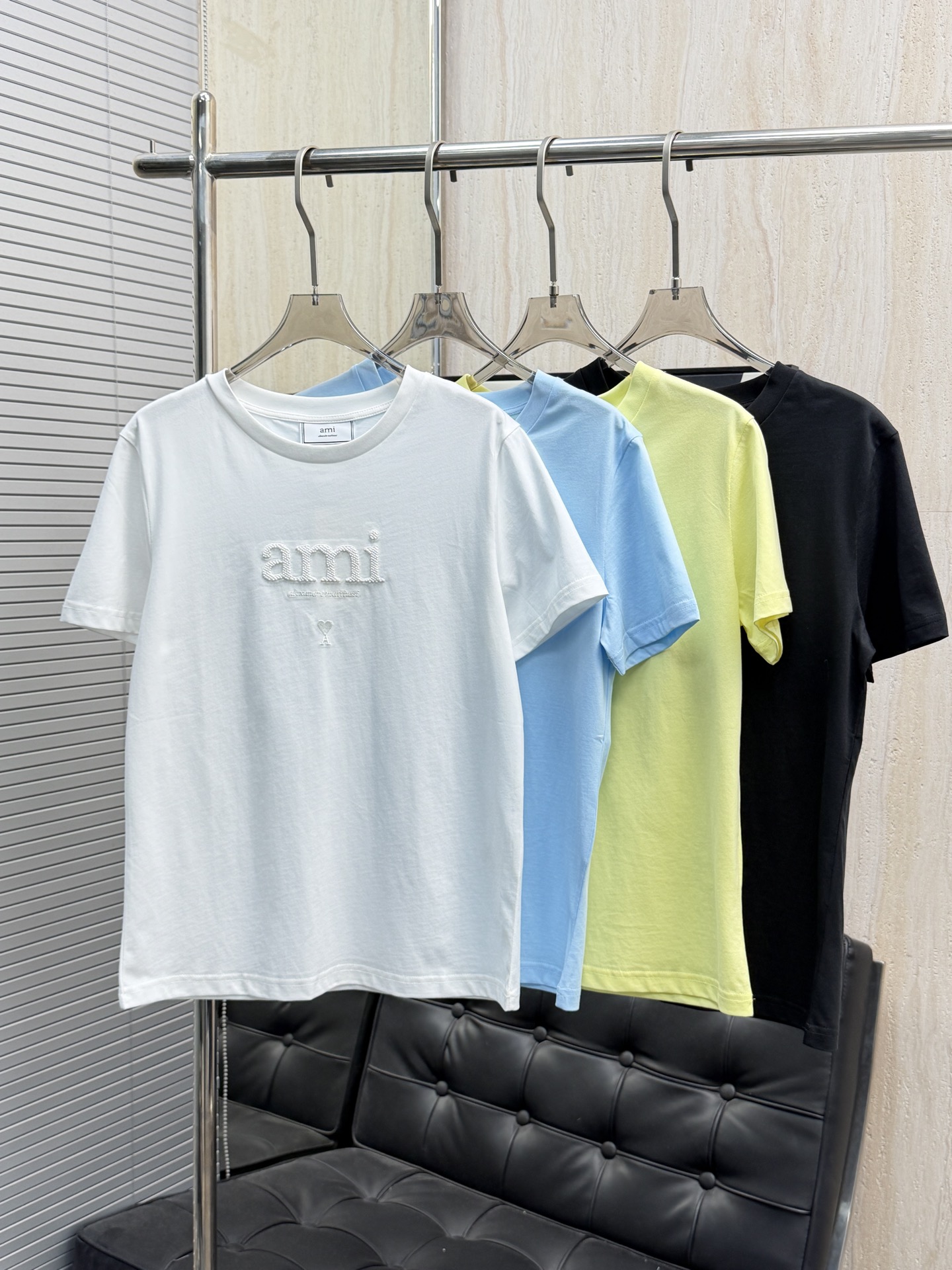 P115 Ami* nuevo artículo de 26, camiseta con logo de letras con cuentas, tejido de algodón mercerizado YB personalizado…