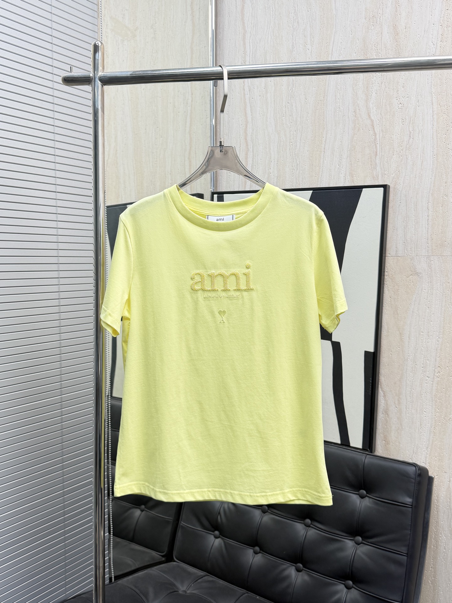 Detalle en amarillo P115