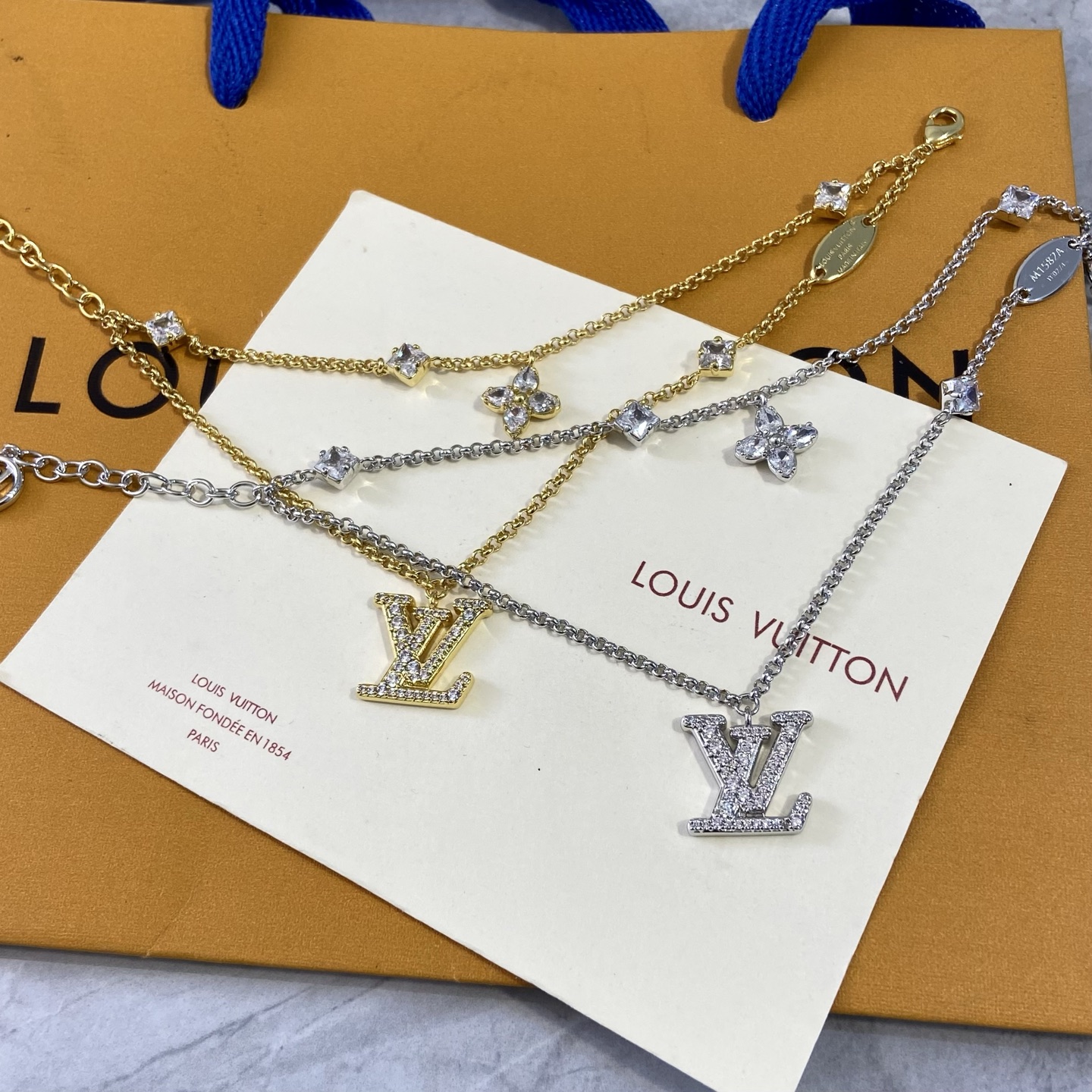 Original Single Version 】 (with complete packaging)The LV double-layer - Jewelry 5