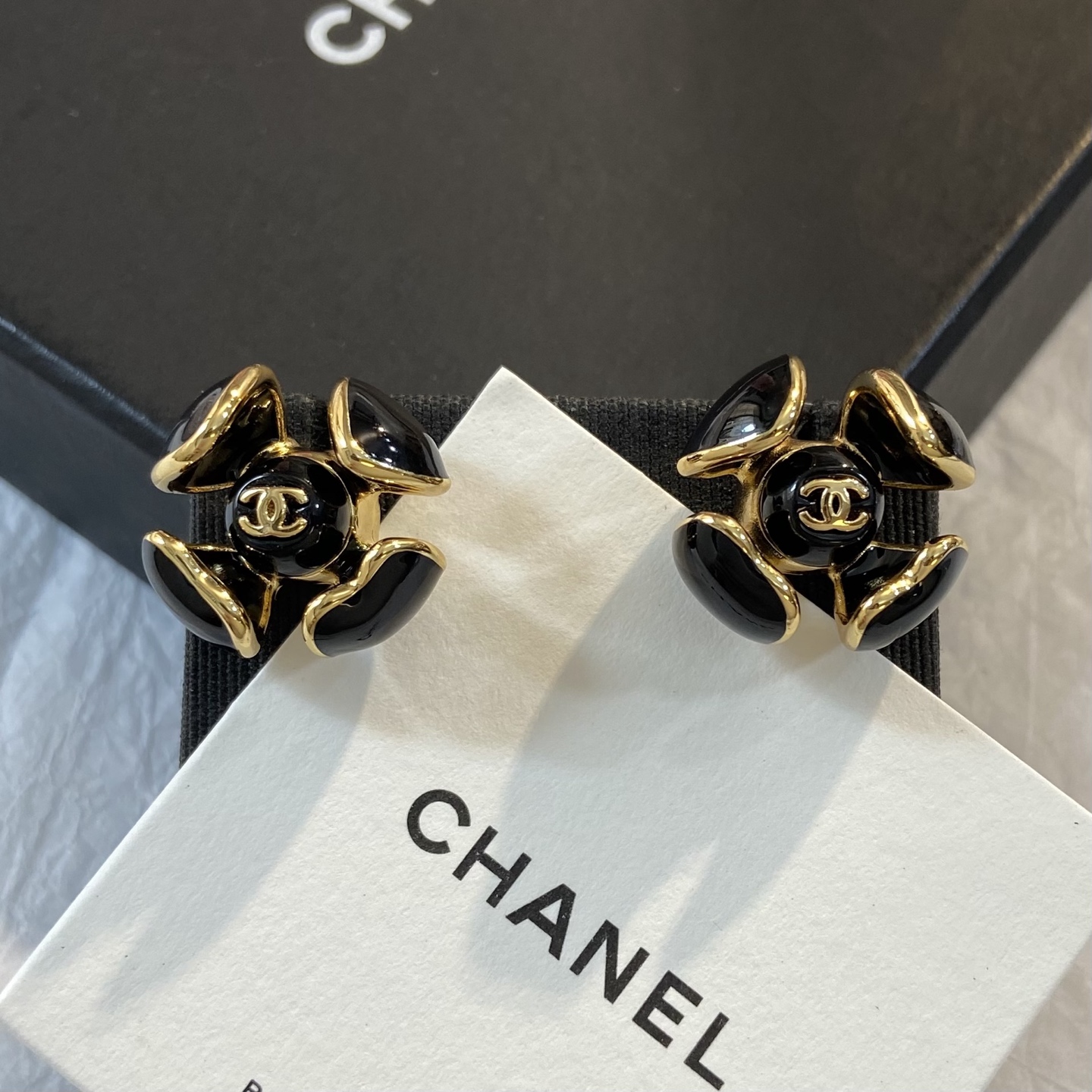 Chanel CC Camellia Enamel Stud Earrings earrings Gold-tone metal with black white and red enamel options 2cm diameter