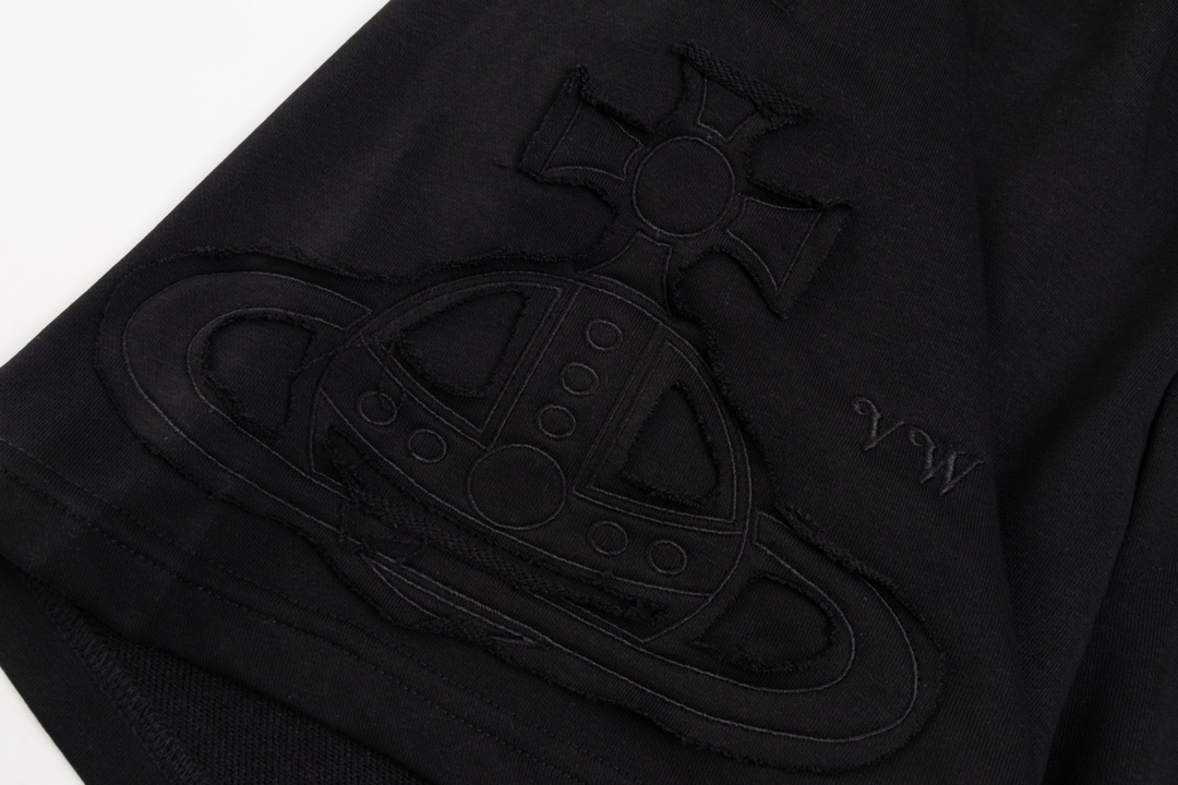 2024s Vivienne Queen Saturn Handbags Collection: Black & White Embroidered Shorts, XSSML Sizes. - 图片 8
