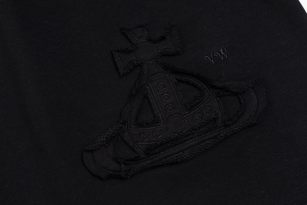 2024s Vivienne Queen Saturn Handbags Collection: Black & White Embroidered Shorts, XSSML Sizes. - 图片 9