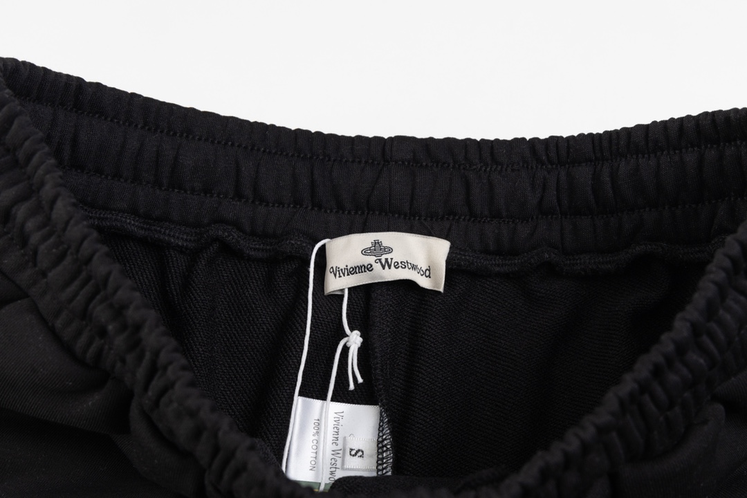 2024s Vivienne Queen Saturn Handbags Collection: Black & White Embroidered Shorts, XSSML Sizes. - 图片 5
