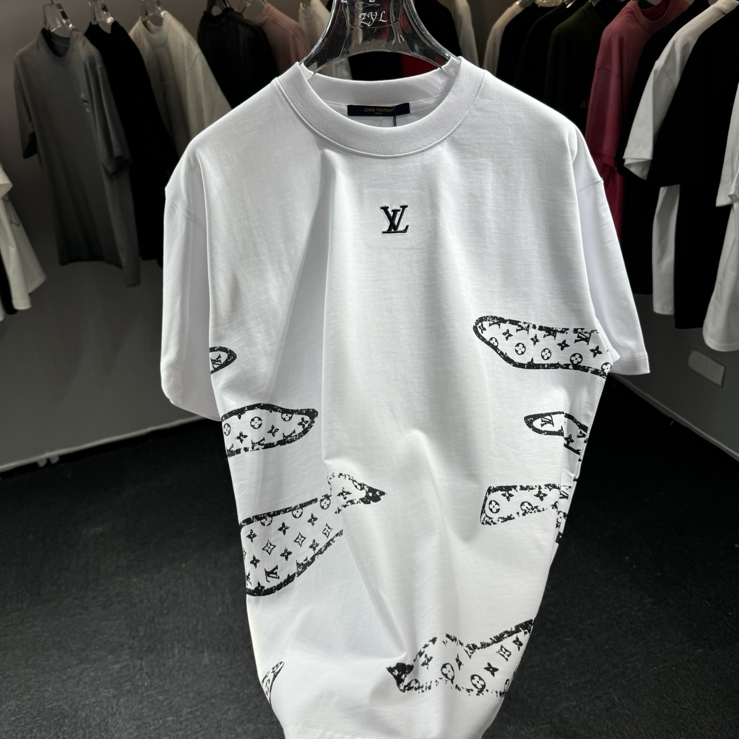 Louis Vuitton 26ss LV驴家早春新款圆领短袖 采用270克纯棉面料
