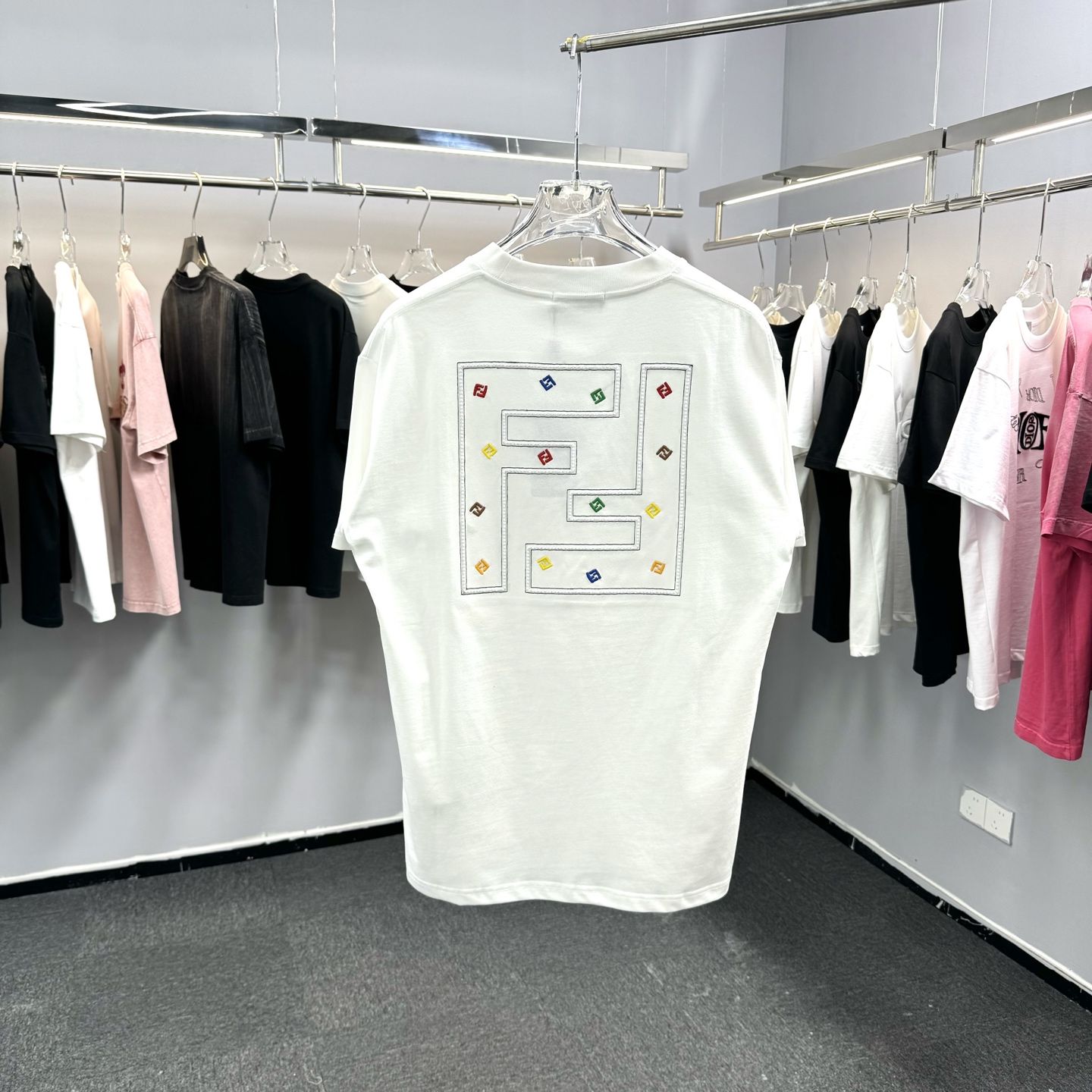 Fendi 26ss FF芬迪早春新款圆领短袖