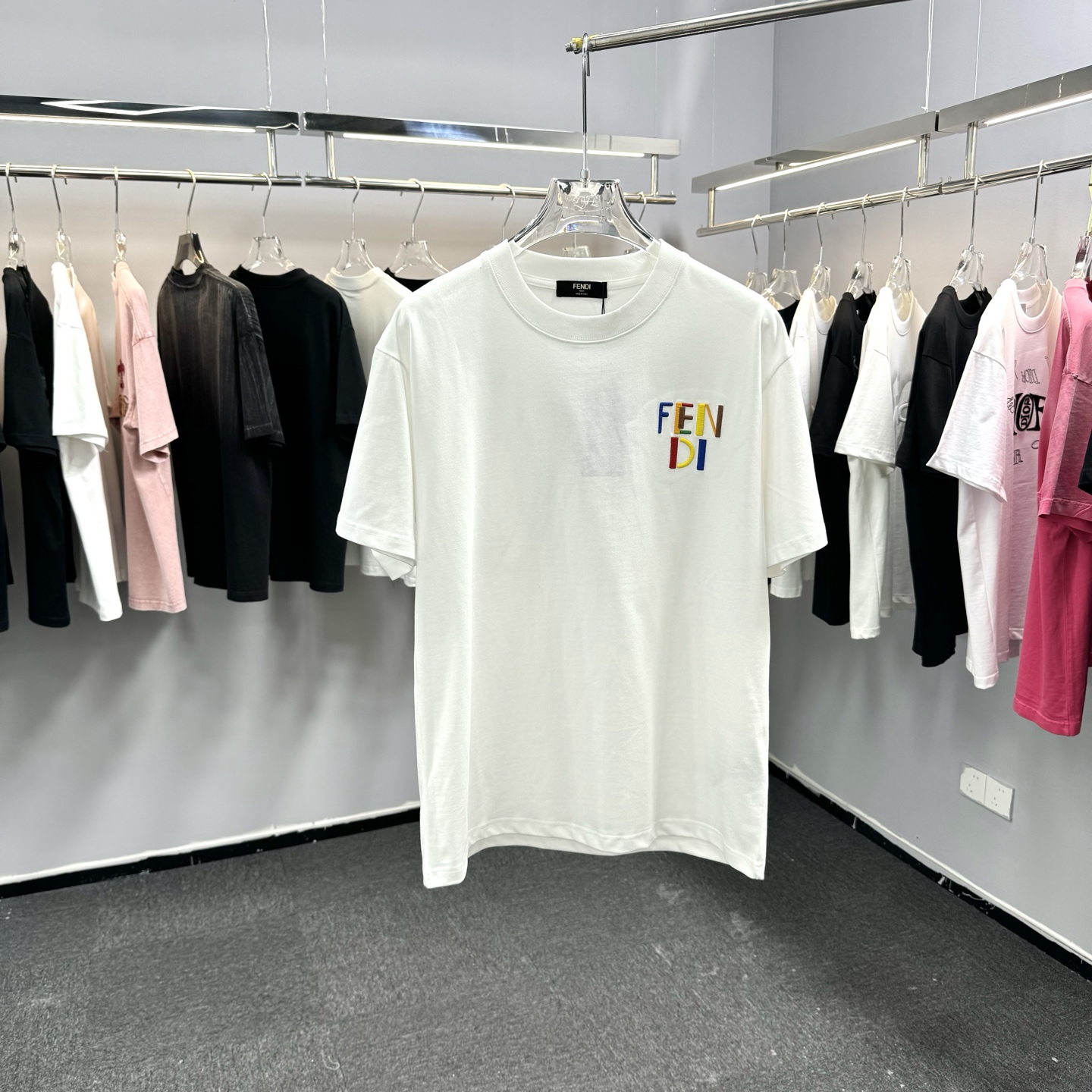Fendi 26ss FF芬迪早春新款圆领短袖