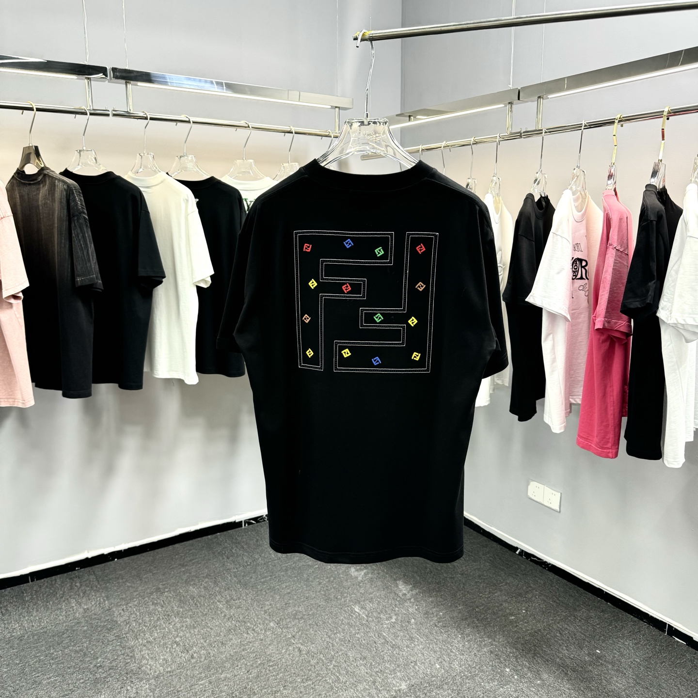 Fendi 26ss FF芬迪早春新款圆领短袖