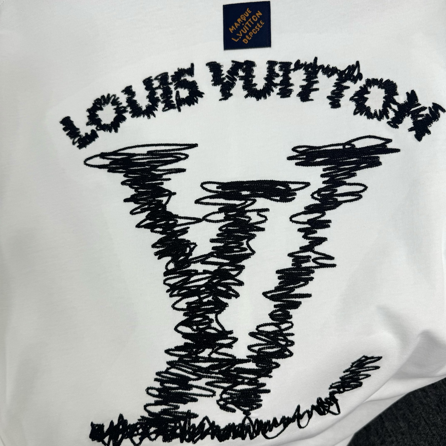 Louis Vuitton 26ss LV 驴家早春新款圆领短袖