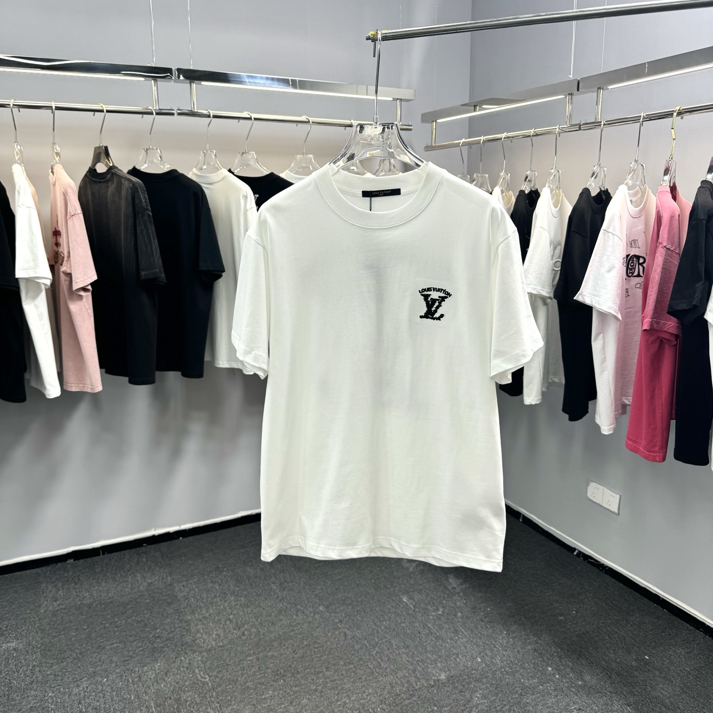 Louis Vuitton 26ss LV 驴家早春新款圆领短袖
