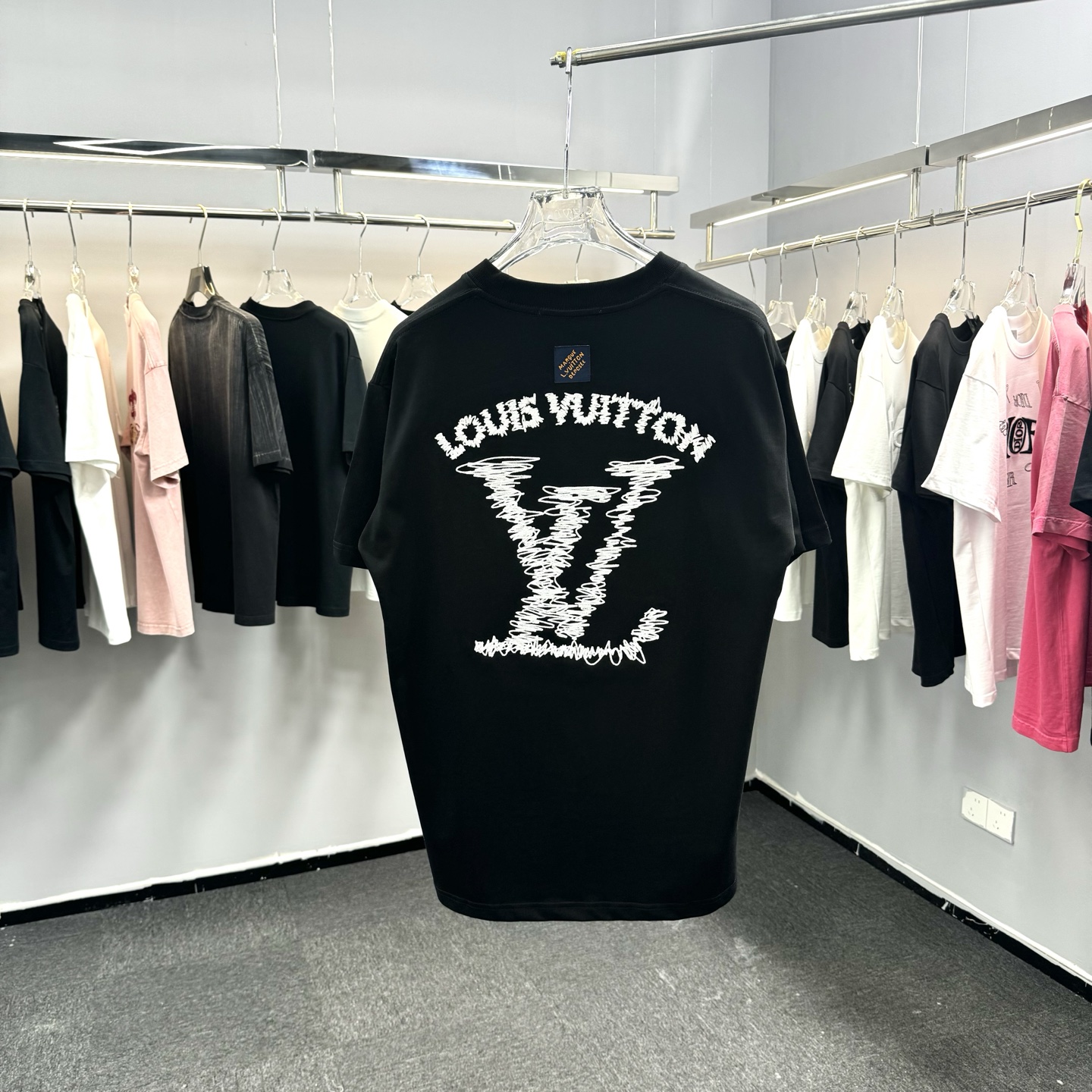 Louis Vuitton 26ss LV 驴家早春新款圆领短袖