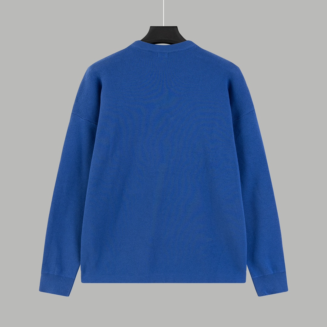 Luxury Handbags: Loewe Sweater with Unique Butterfly Logo Embroidery - 图片 4