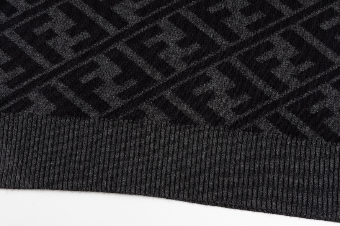 Fashion Styles with Custom Wool Fabrics for Classic Round-Collar Sweater by FENDI - 图片 9
