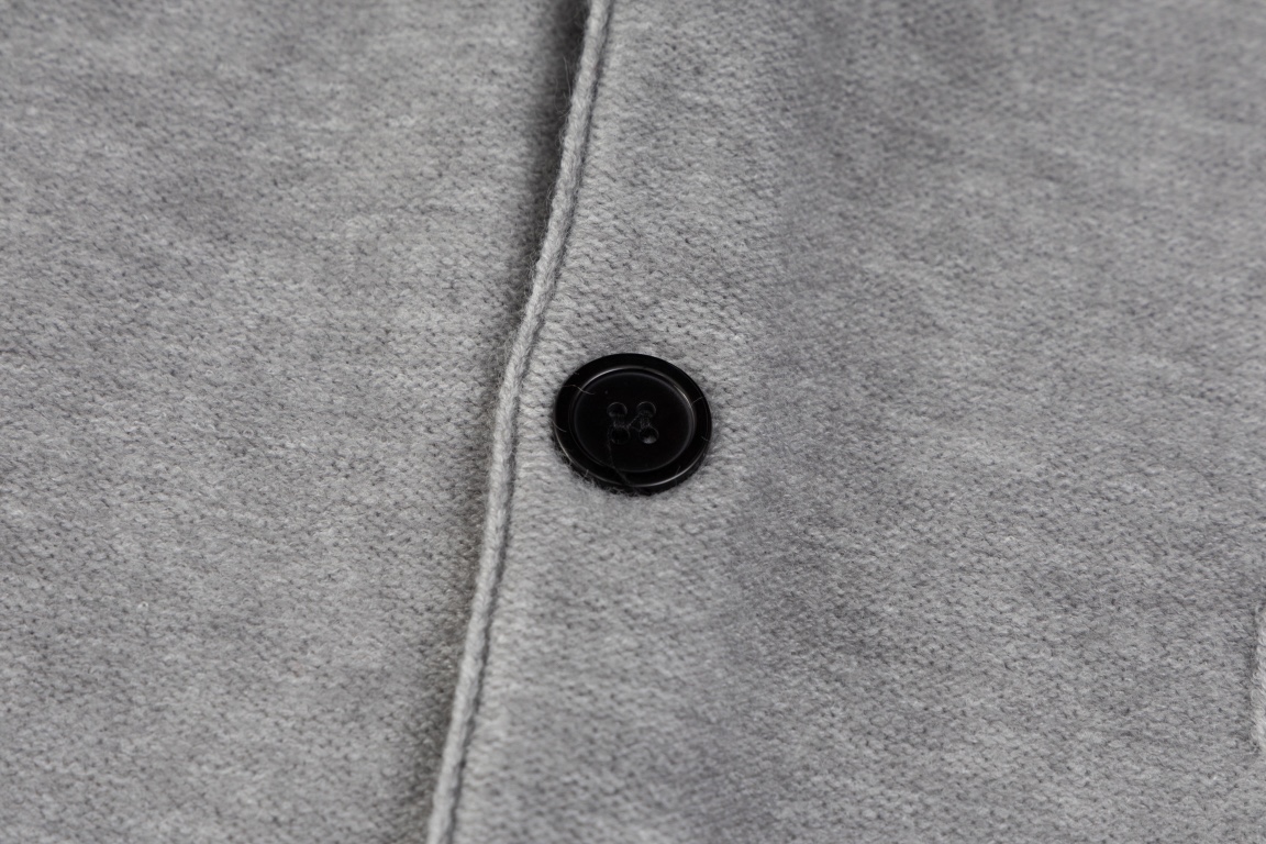 Fashion Styles with Custom Wool Fabrics by YB for DB Handbags and MiUMIU Jacket - 图片 5