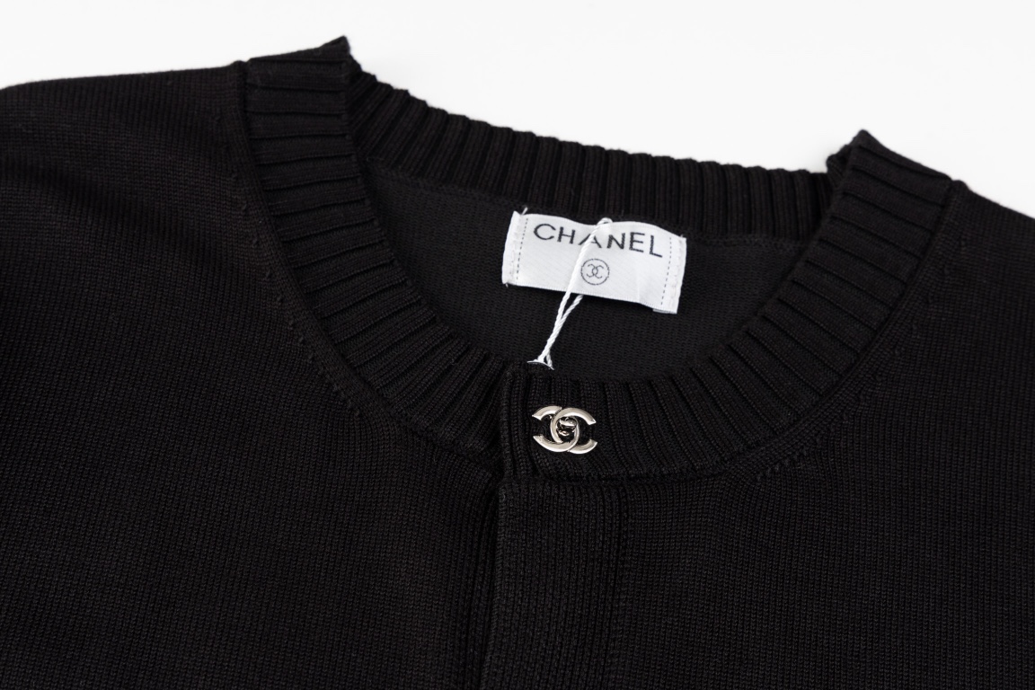 Zenium Fashion: Custom Wool Fabrics for Stylish Graphics and Versatile Settings - 图片 5