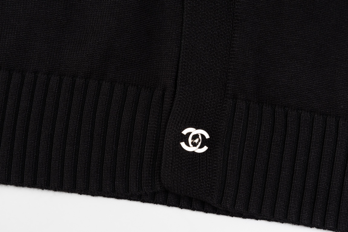 Zenium Fashion: Custom Wool Fabrics for Stylish Graphics and Versatile Settings - 图片 9