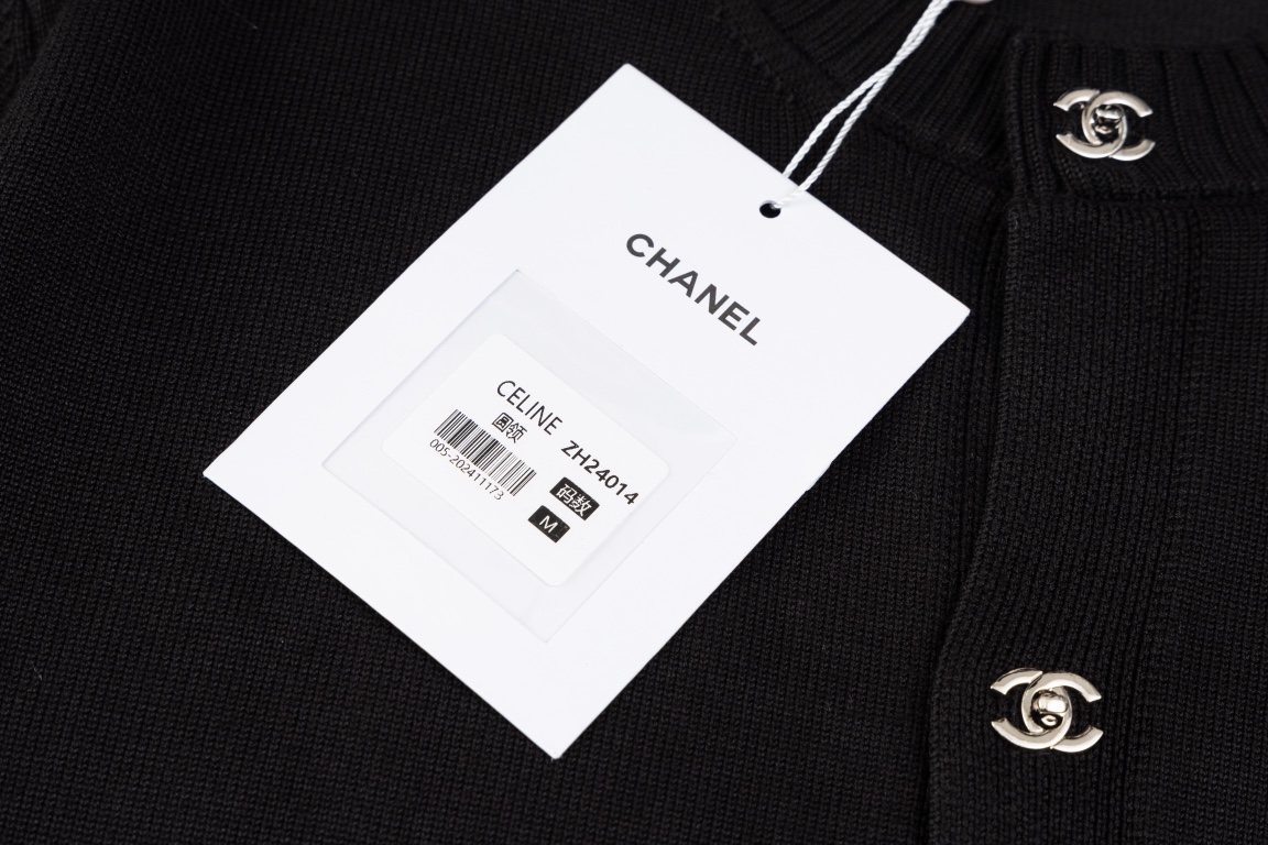 Zenium Fashion: Custom Wool Fabrics for Stylish Graphics and Versatile Settings - 图片 7