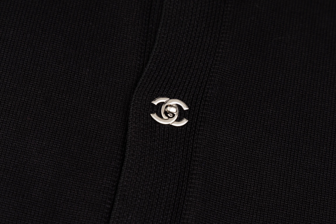 Zenium Fashion: Custom Wool Fabrics for Stylish Graphics and Versatile Settings - 图片 6