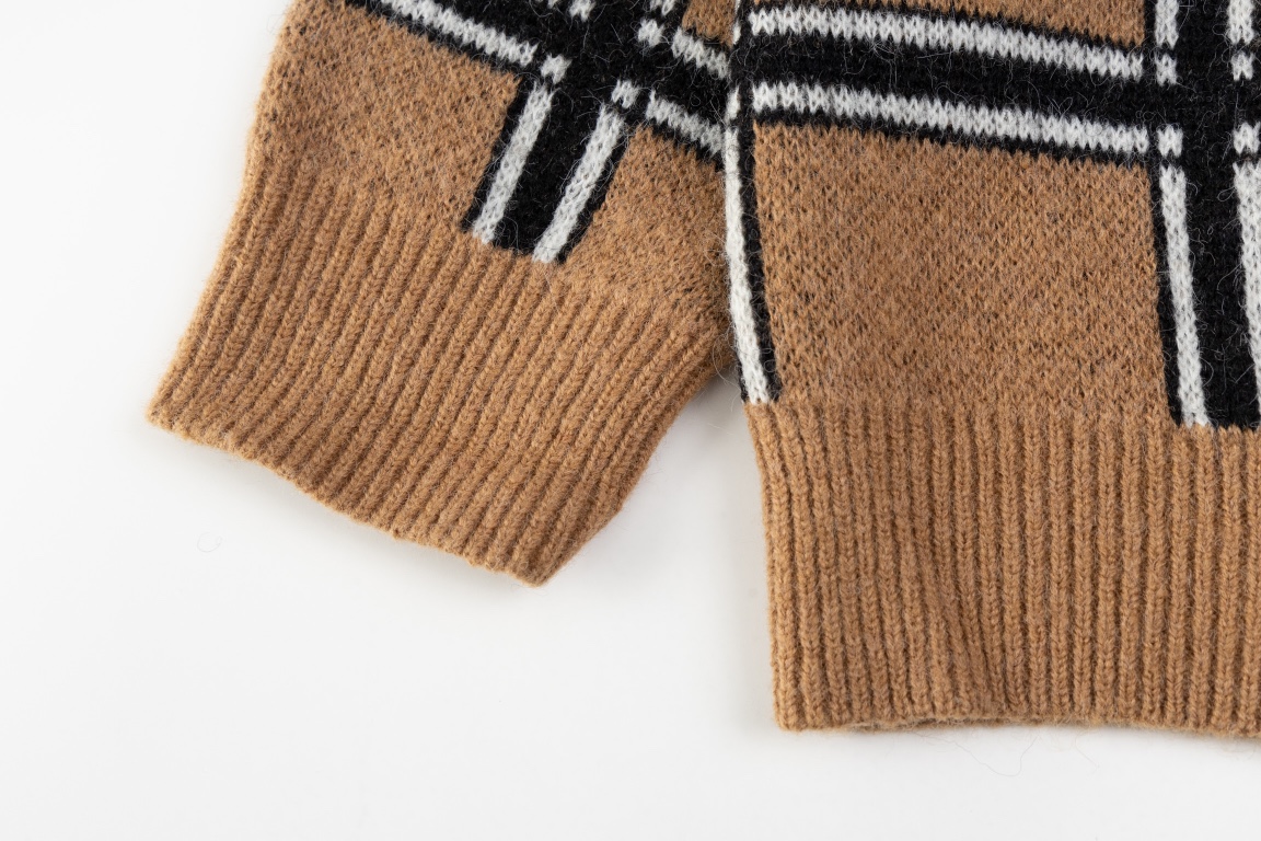 Fashion Styles with Custom Wool Fabrics for BBR’s Plaid Wool Collar Handbags - 图片 7