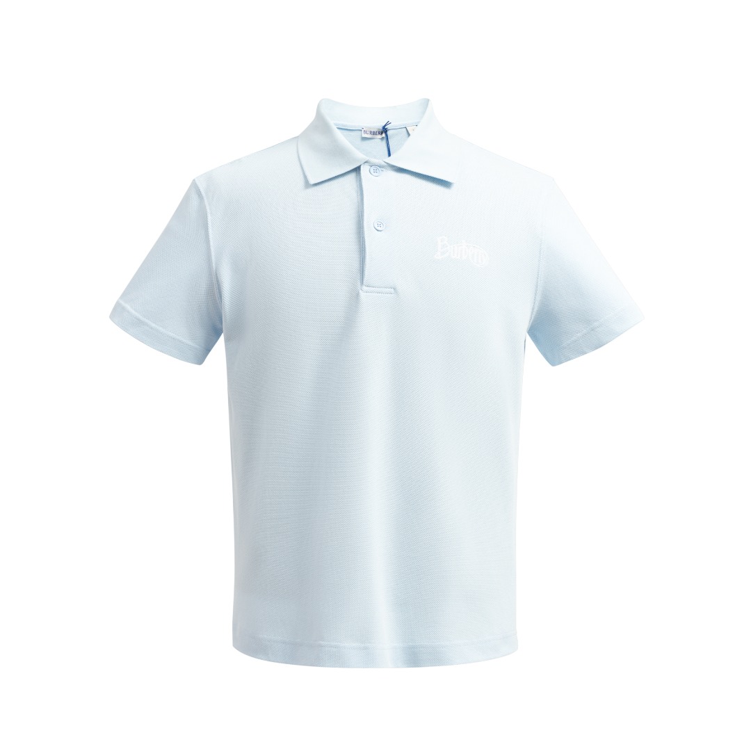 。BURBERRY棉质刺绣POLO衫
面料选择
选用珠地网眼布棉质面料打造，采用双罗纹针织工艺，形成凹凸