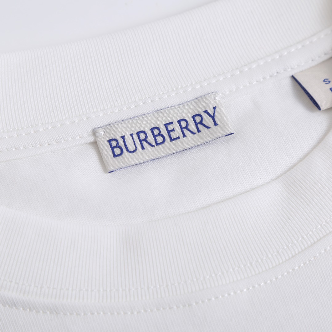 Burberry 格纹旗帜刺绣圆领短袖t恤