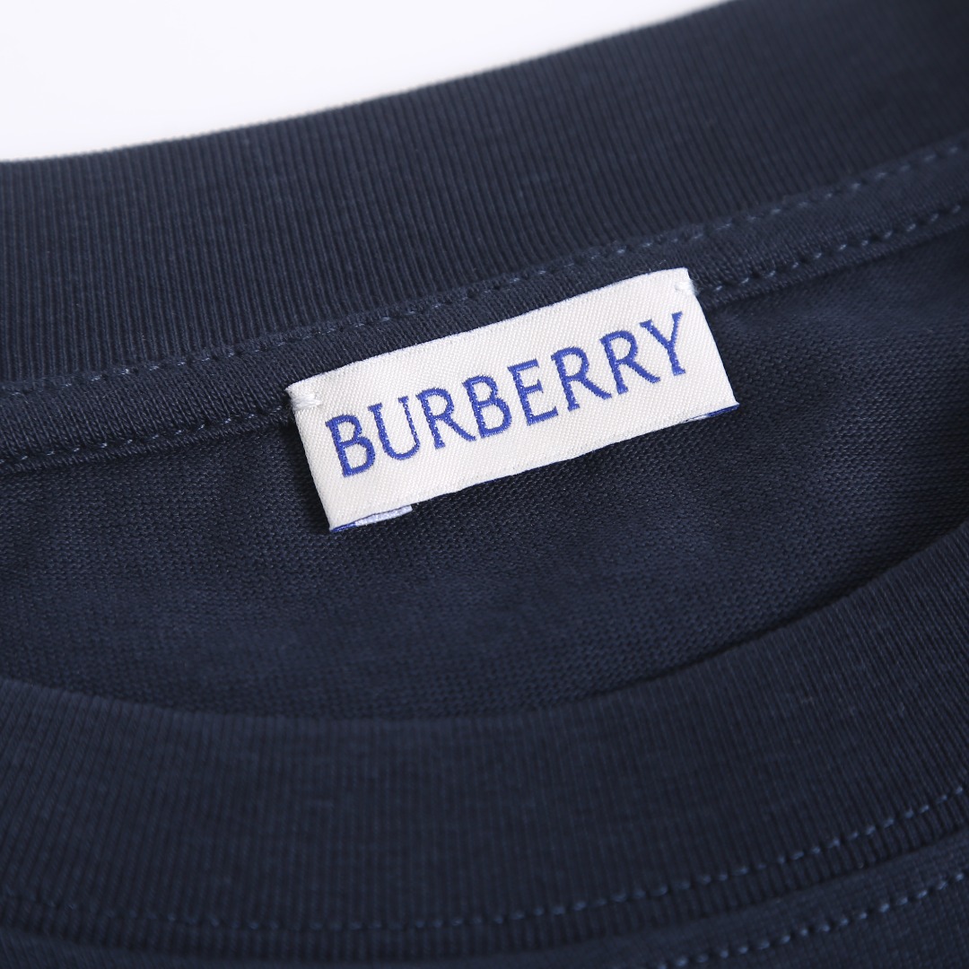 Burberry 格纹旗帜刺绣圆领短袖t恤