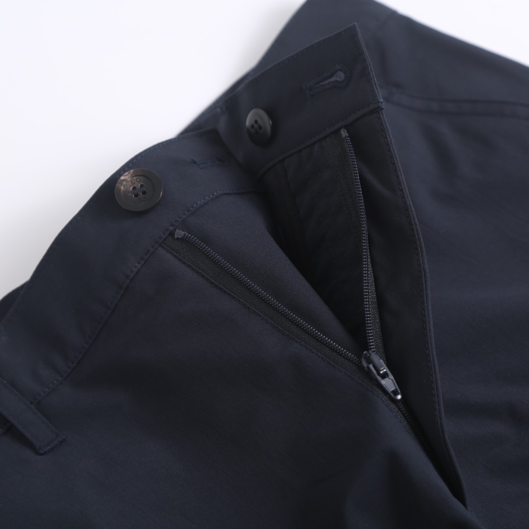 Lacoste 字母标识绣花工装短裤