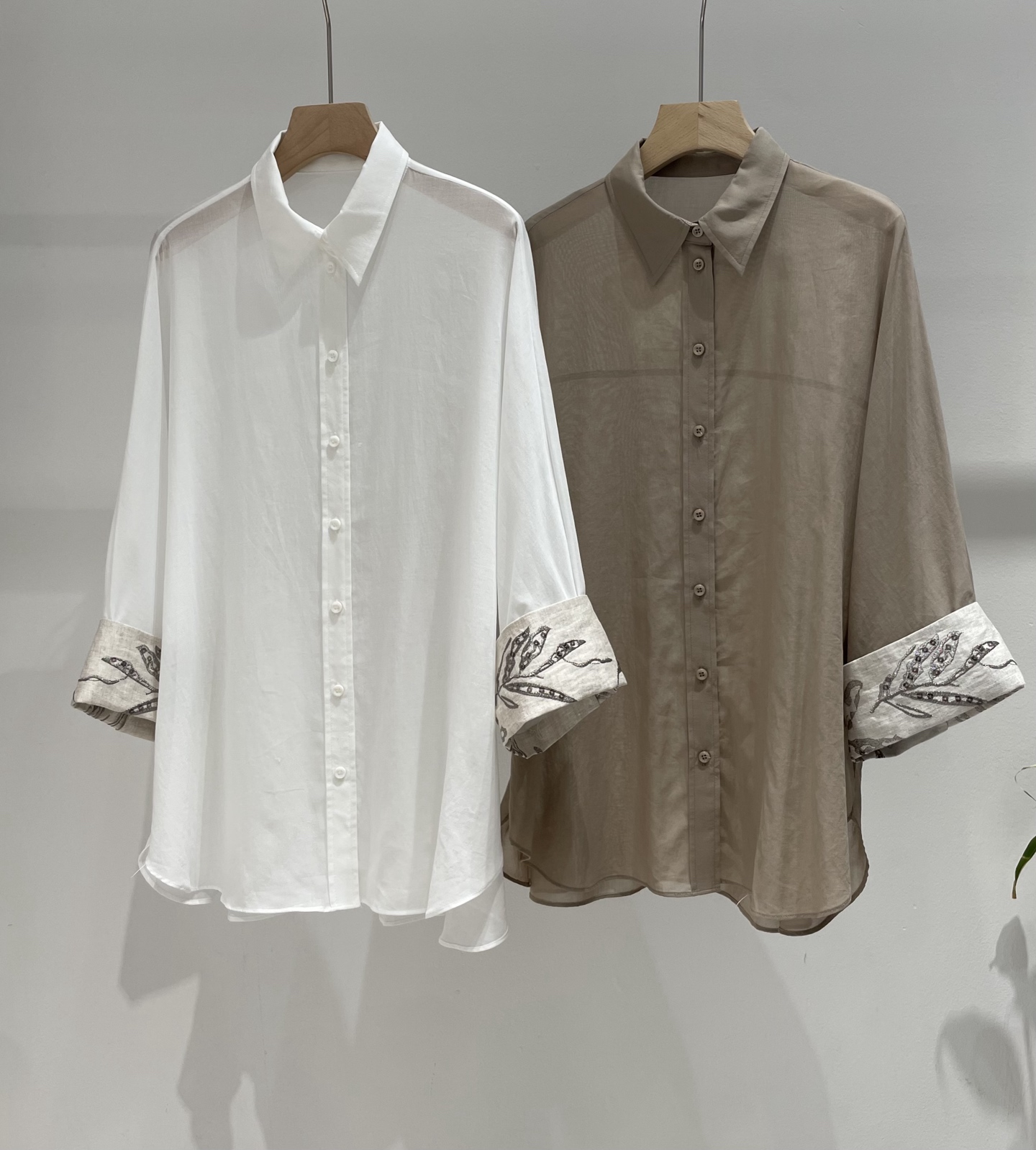 Elegant Floral Embroidered Linen Blend Cardigan Shirt - Soft & Breathable 2 i1742012765306 6758 0 0