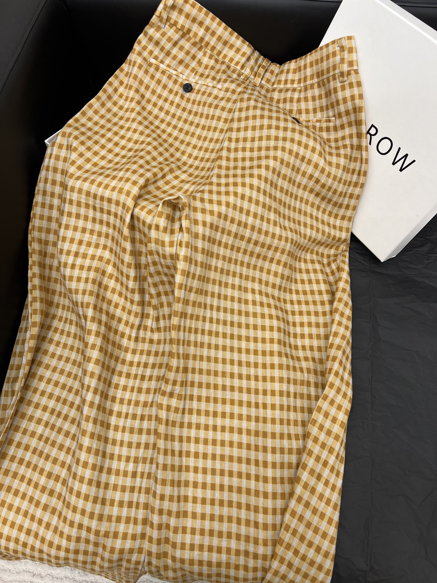 “Original Hard-Core Female Suit with Wide-Legged Pants and Thongs – Retro Style Package” - 图片 2