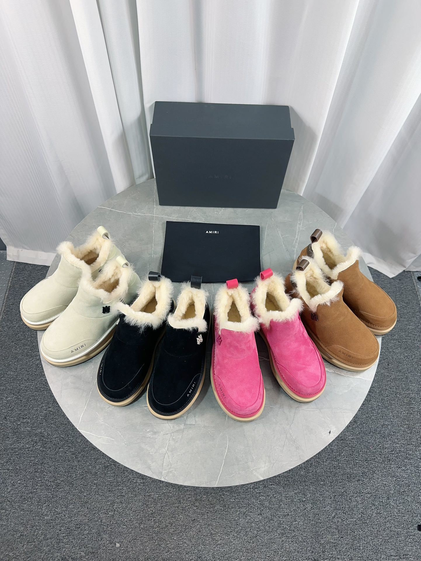 Amiri 7030 Series: Thick Boots with Unique Design and Warm Interior - 图片 5