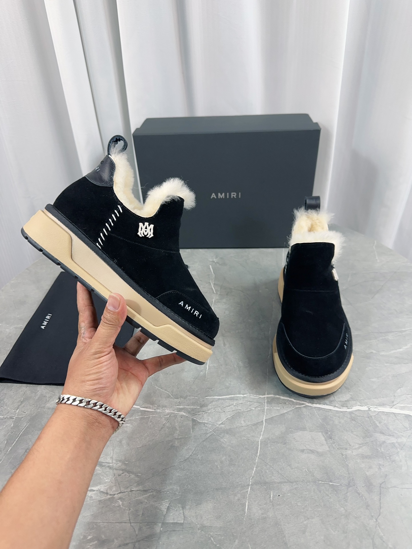 Review of 700 Amiri 7030 Series Boots: Thick, Warm, and Stylish Craftsmanship - 图片 8