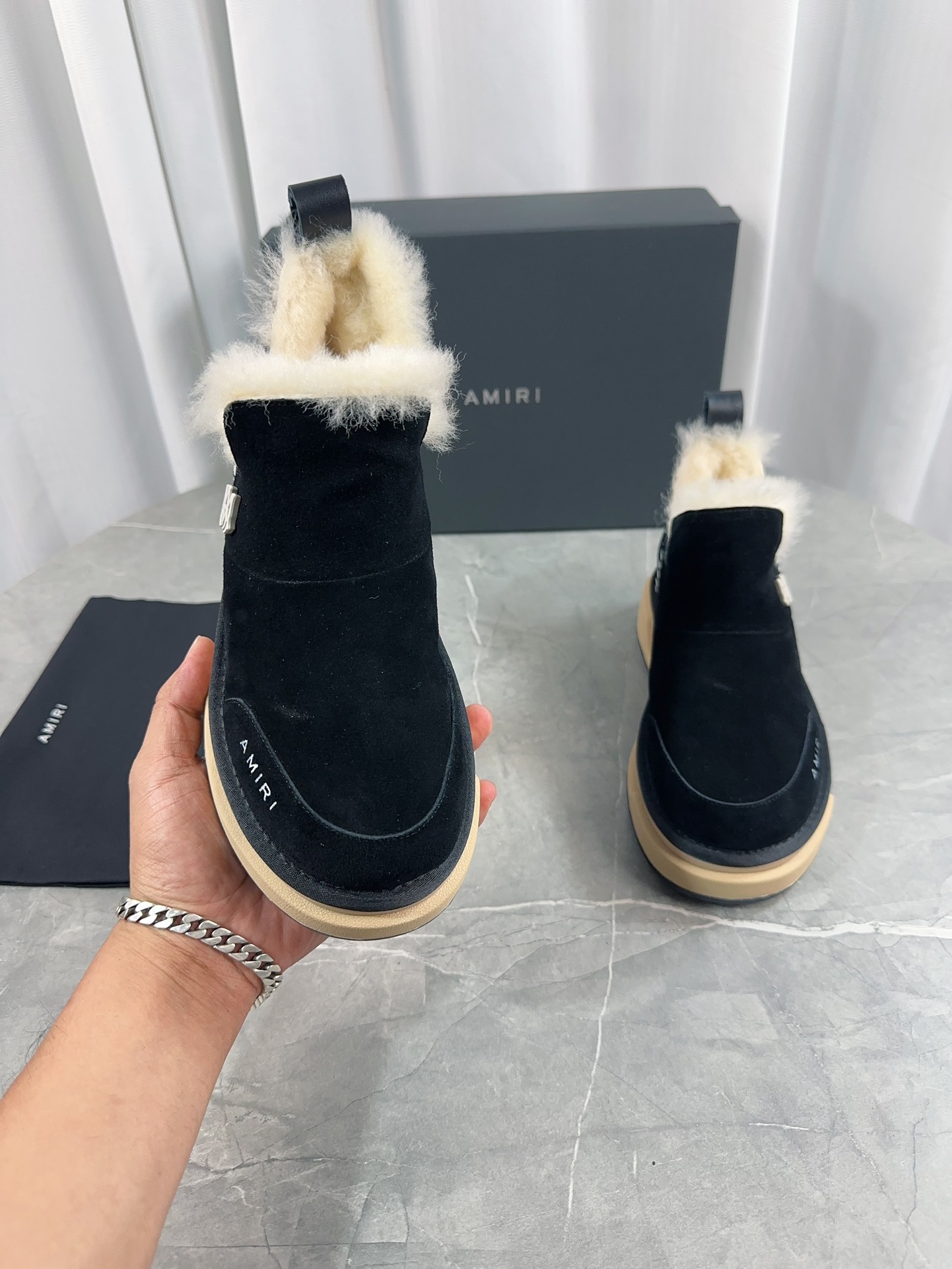 Review of 700 Amiri 7030 Series Boots: Thick, Warm, and Stylish Craftsmanship - 图片 2
