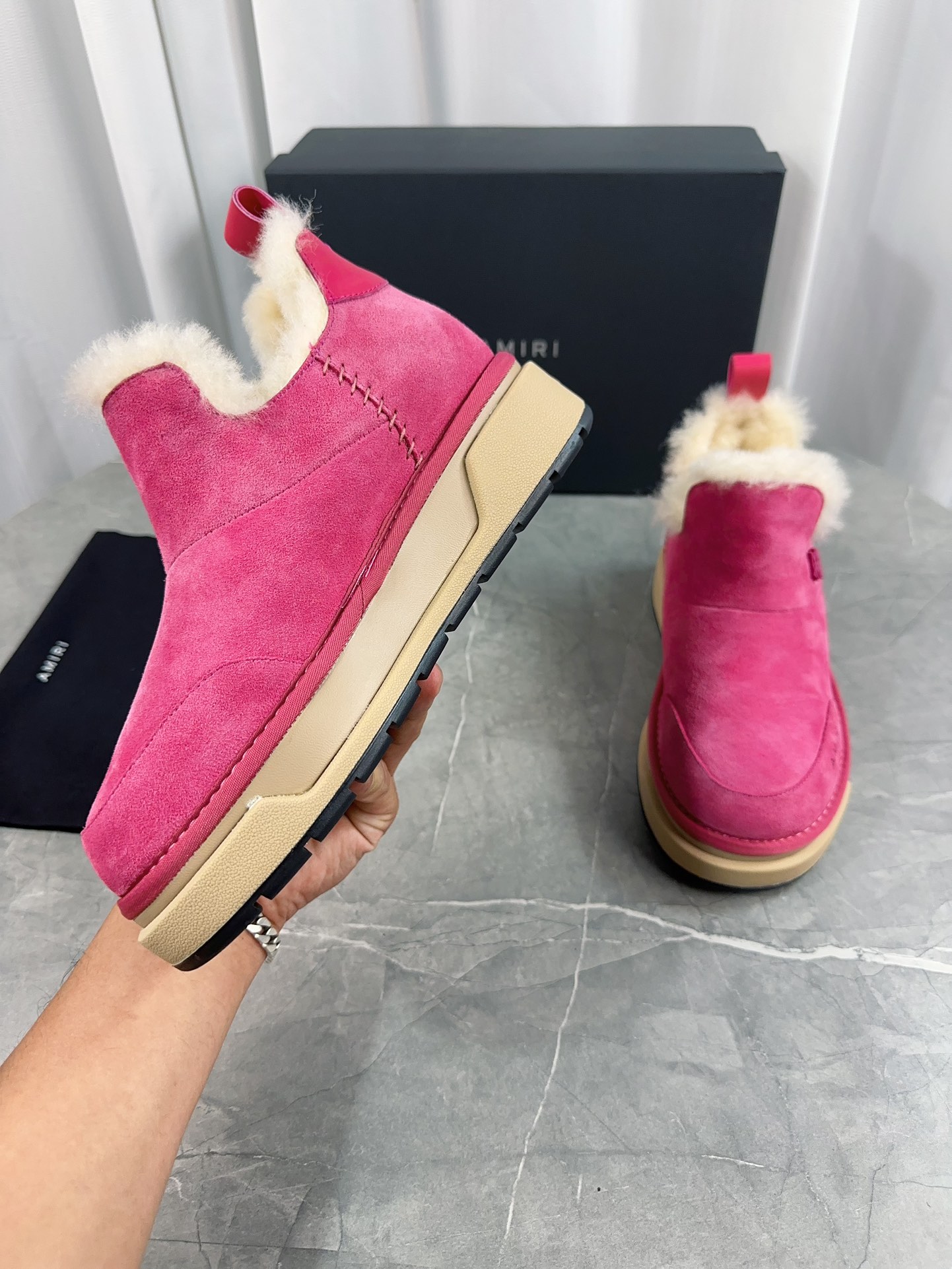 Amiri 7030 Series Boots: Stylish, Warm, and Skip-Proof with Unique Design Technique - 图片 8