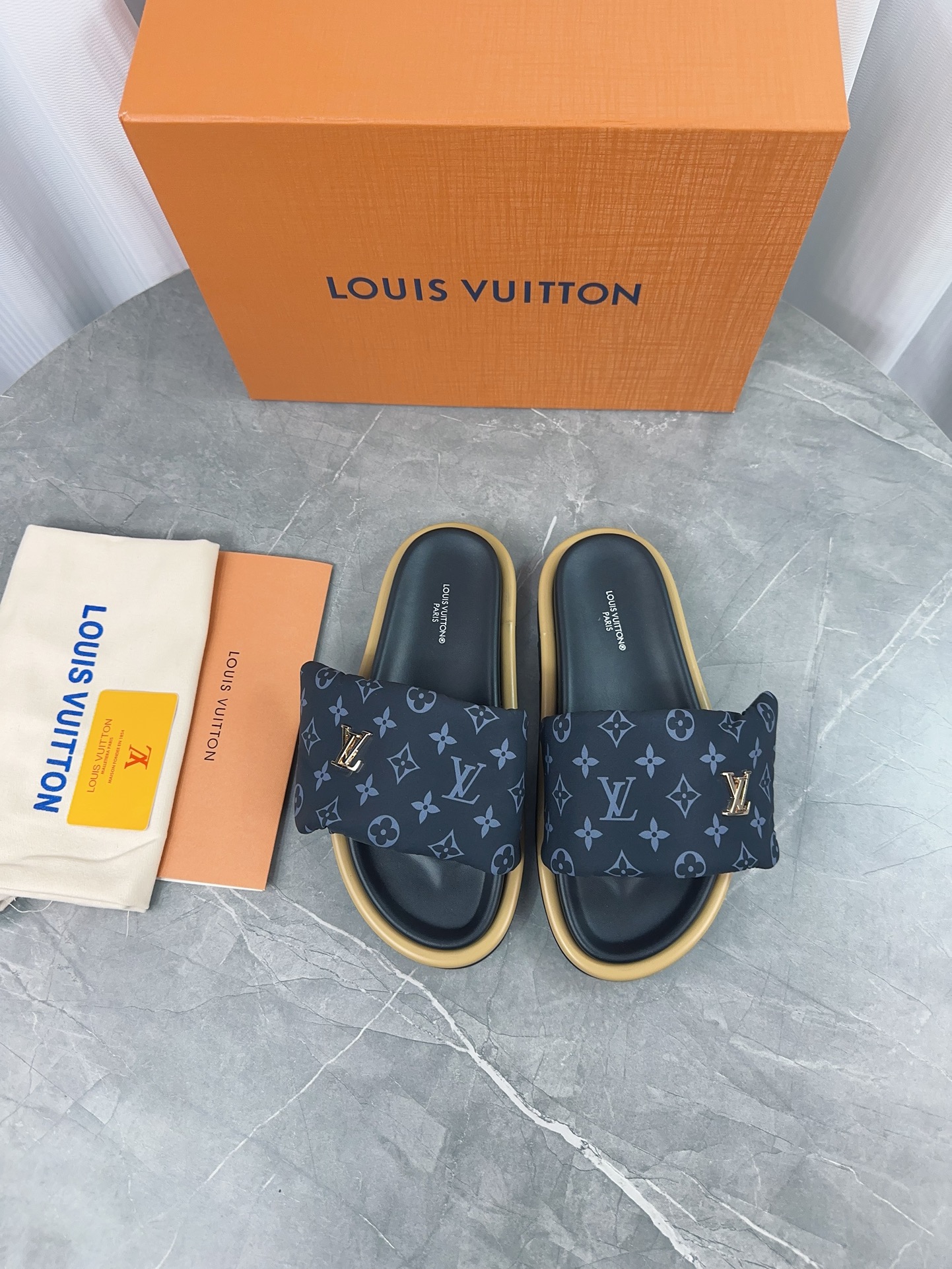 Louis Vuitton 2023 Pool Pillow Comfort Flat Sandal Monogram 4 i1703165590 1742 0