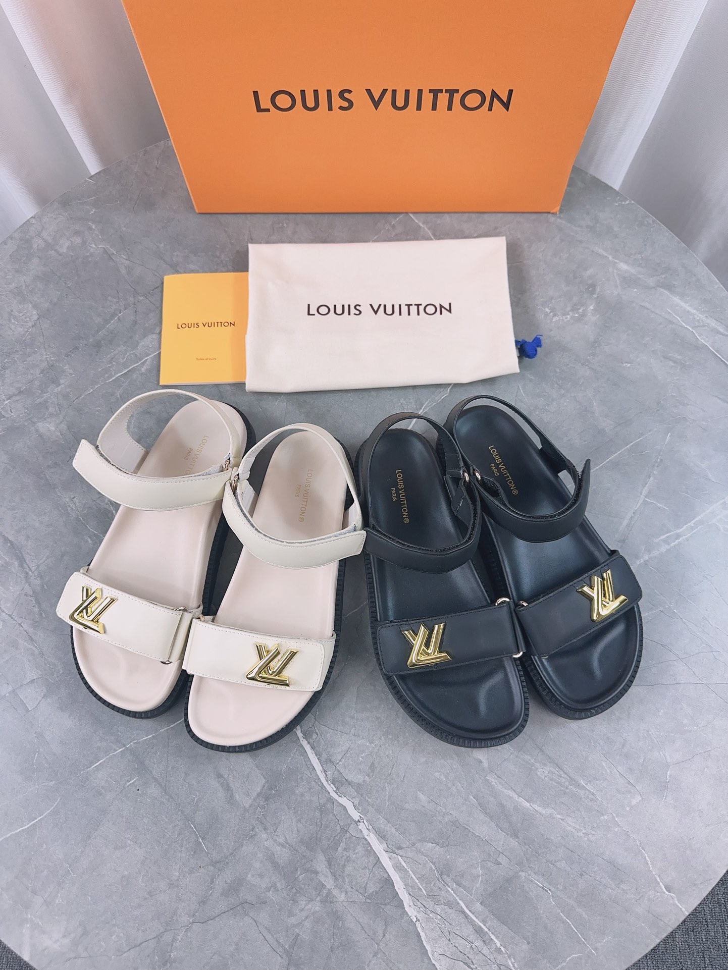 Louis Vuitton Zapatos Sandalias Tpu Colección primavera – verano Vintage Playa