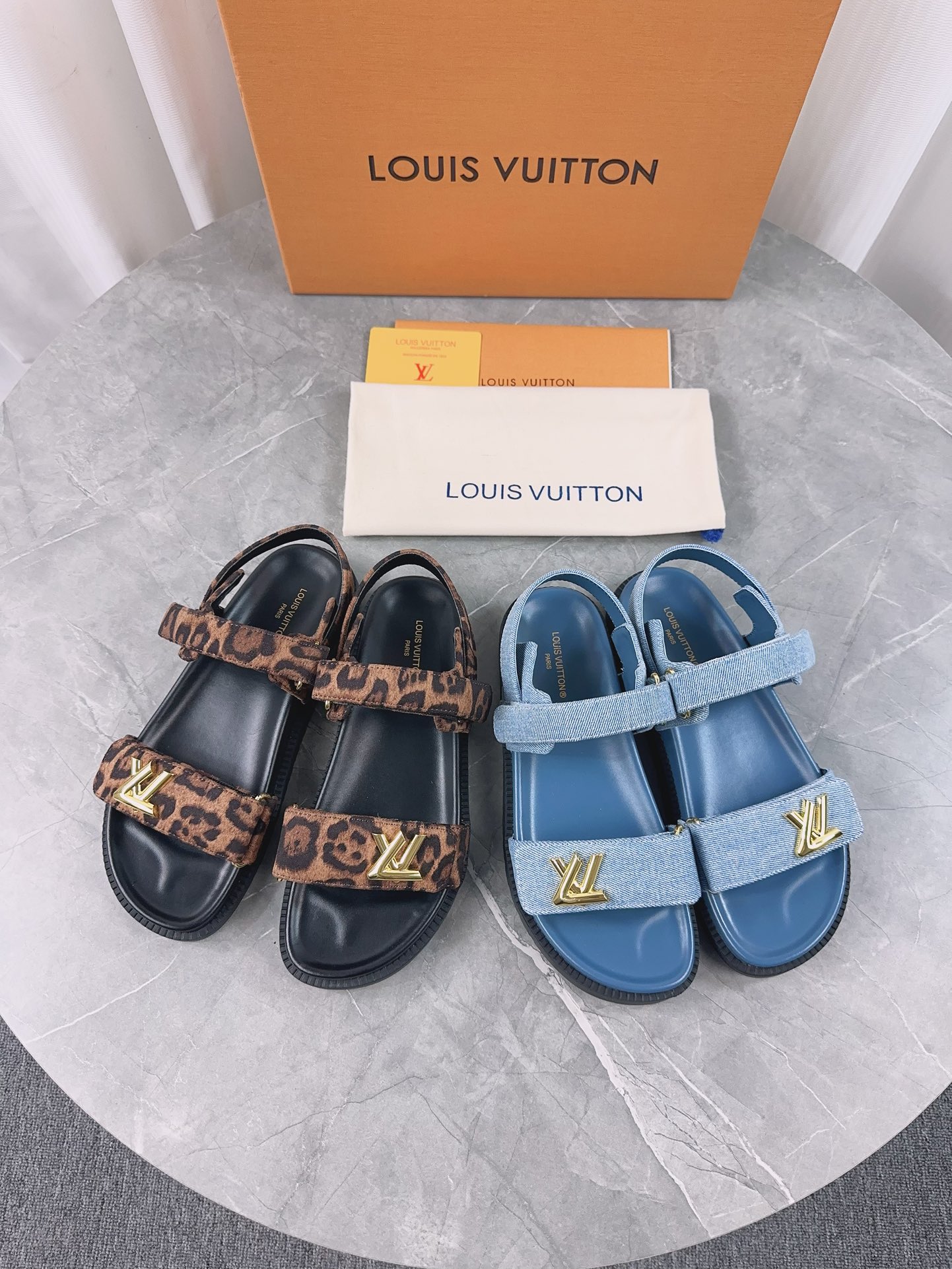 Louis Vuitton Zapatos Sandalias Tpu Colección primavera – verano Vintage Playa