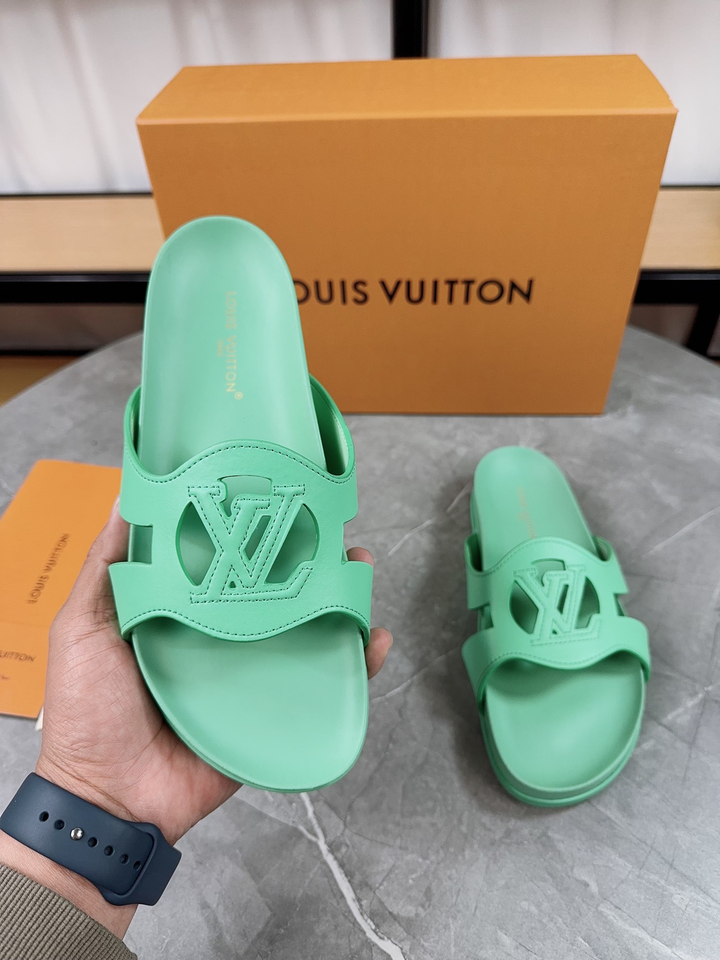 Louis Vuitton 2025 Spring/Summer Men's Slides with Adjustable Buckle