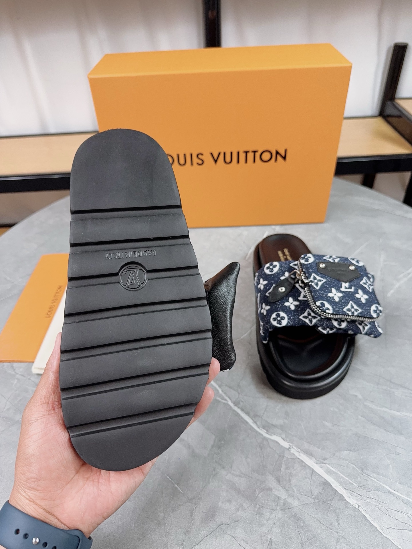 Louis Vuitton Pool Pillow Comfort Flat Sandal Monogram Fabric, Adjustable Strap 9 i1739962527438 3479 0 7
