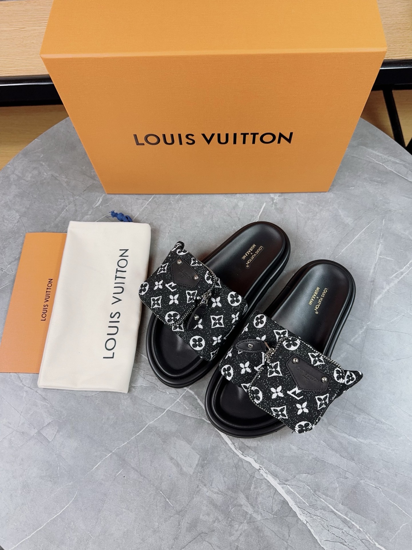 Louis Vuitton Pool Pillow Comfort Flat Sandal Monogram Fabric Black 4 i1739962542846 8754 0 2