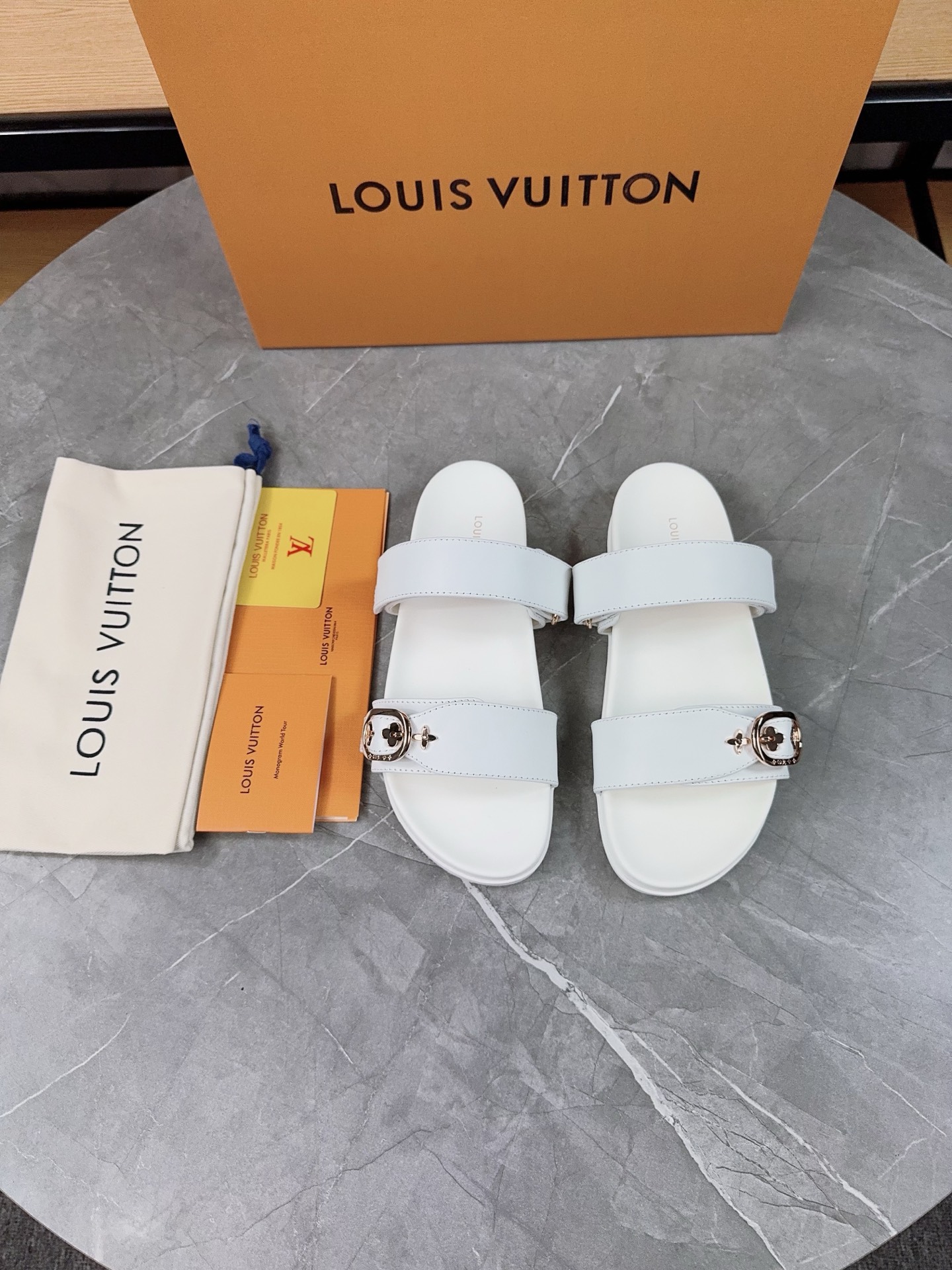 Louis Vuitton 2025 Spring/Summer White Leather Buckle Sandals, Adjustable Fit 3 i1740902175559 2909 0 1