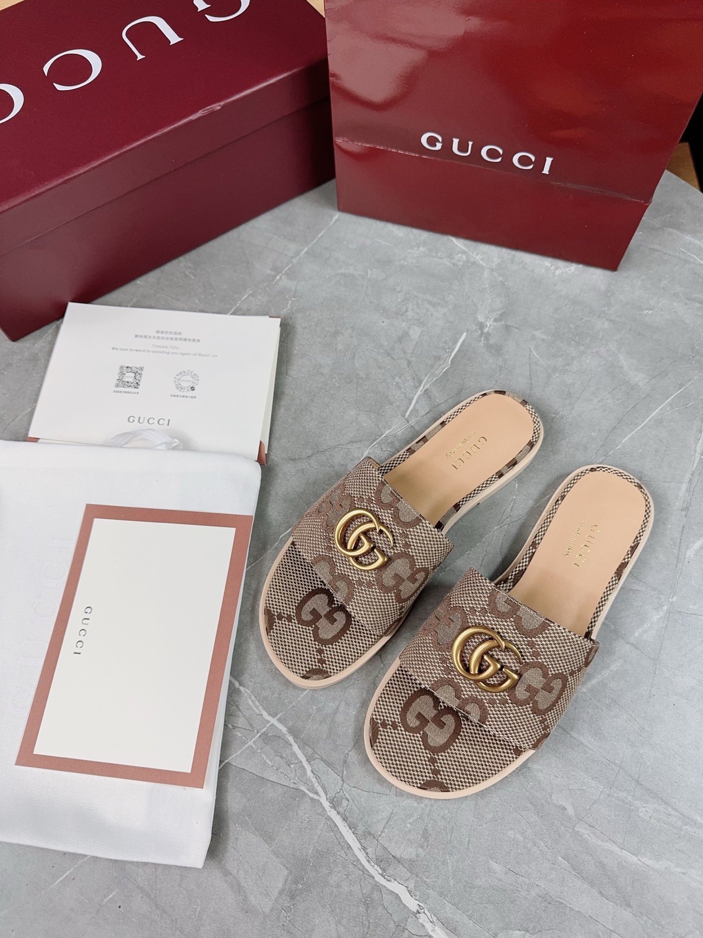 Gucci Women's Flat Sandals with Beige GG Motif 4 i1741067103108 8760 0 2