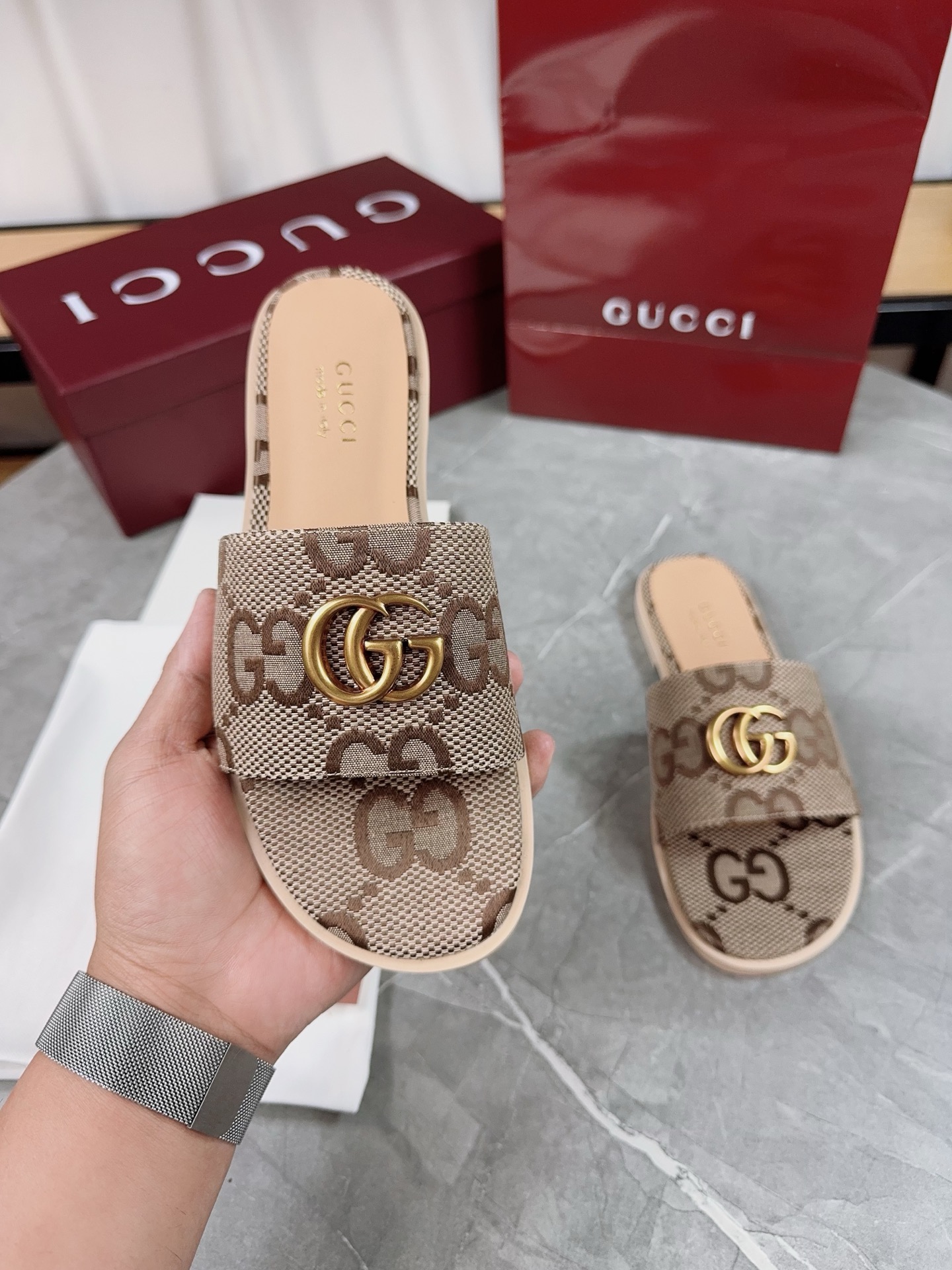 Gucci Women's Flat Sandals with Beige GG Motif 8 i1741067104803 4569 0 6