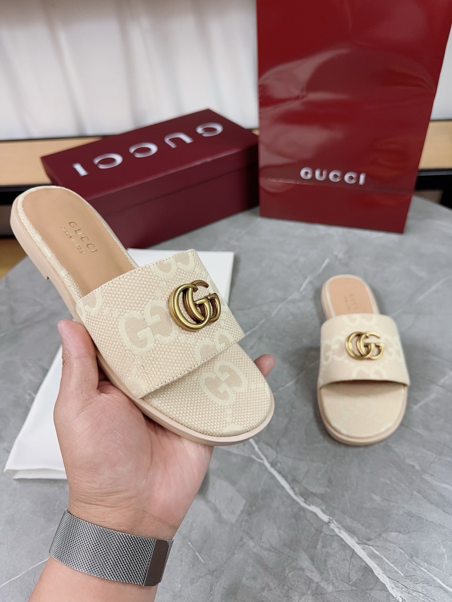 Gucci Women's Flat Sandals with Beige GG Motif and Leather Sole 8 i1741067119000 7457 0 7