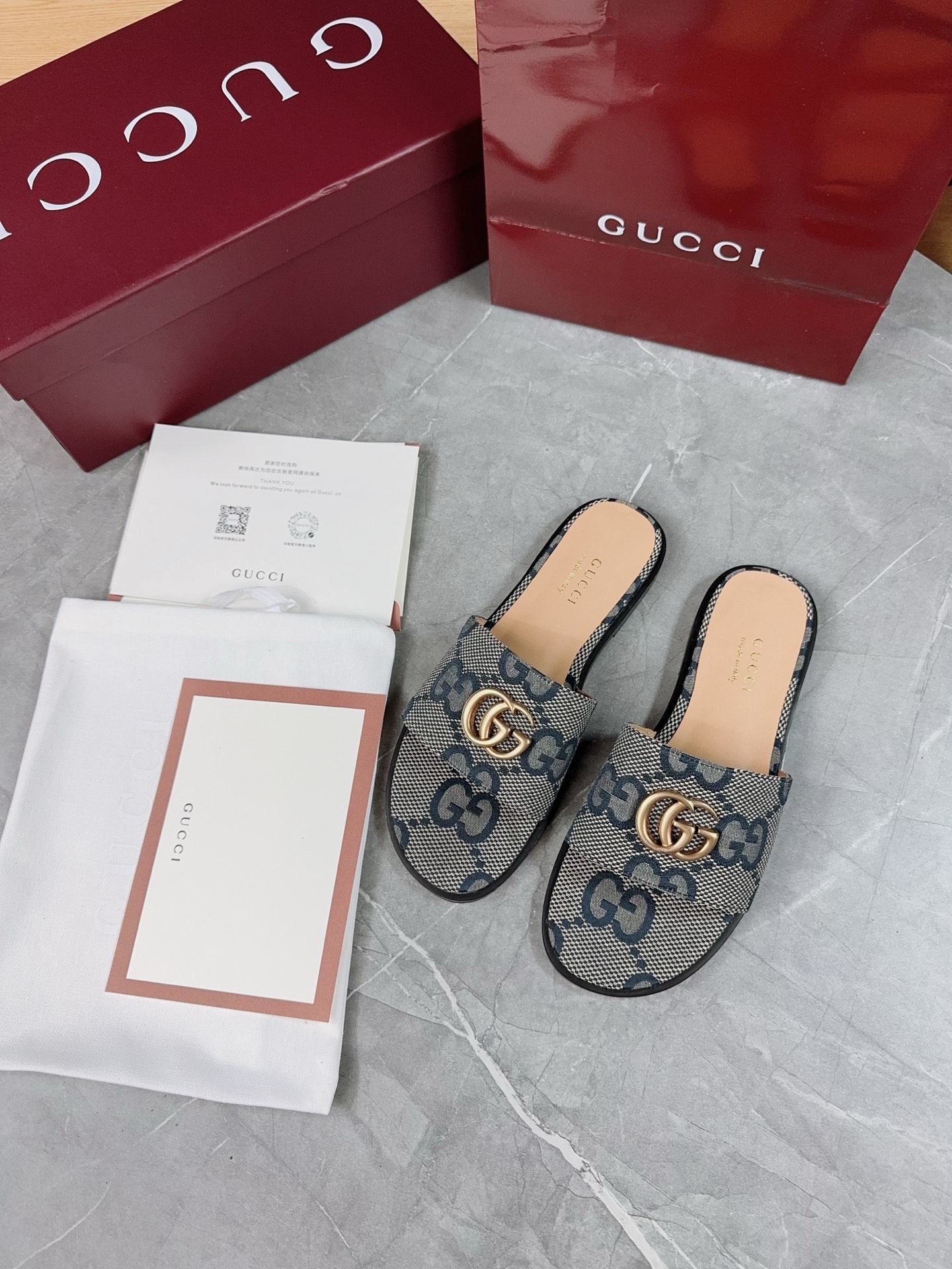 Gucci Women's Flat Sandals with GG Canvas - Comfortable & Stylish Flats 7 i1741067134605 9935 0 5