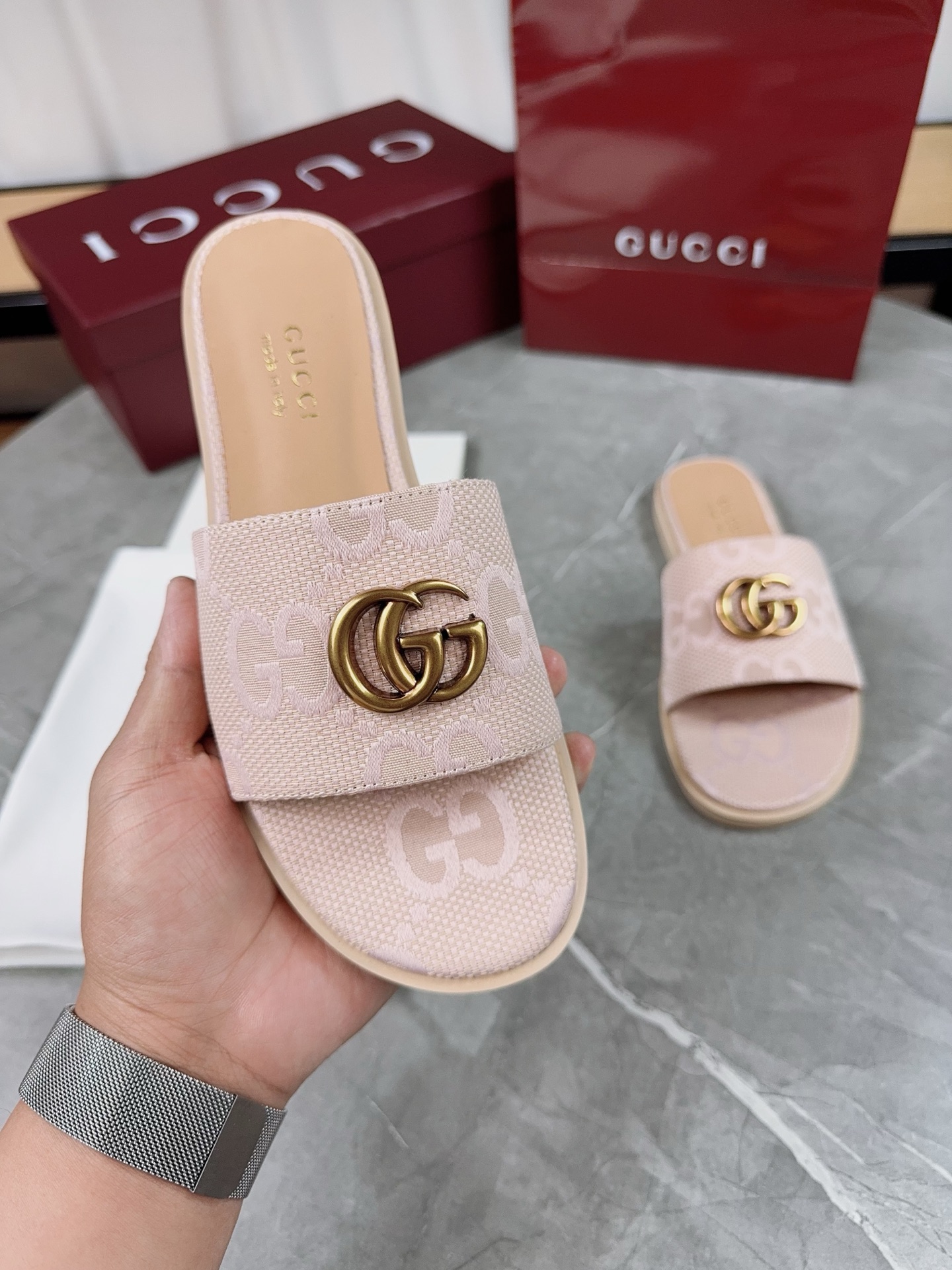 Gucci Women's Flat Pink GG Slides Sandals, Iconic Style & Comfort for Ladies 4 i1741067177956 1515 0 2